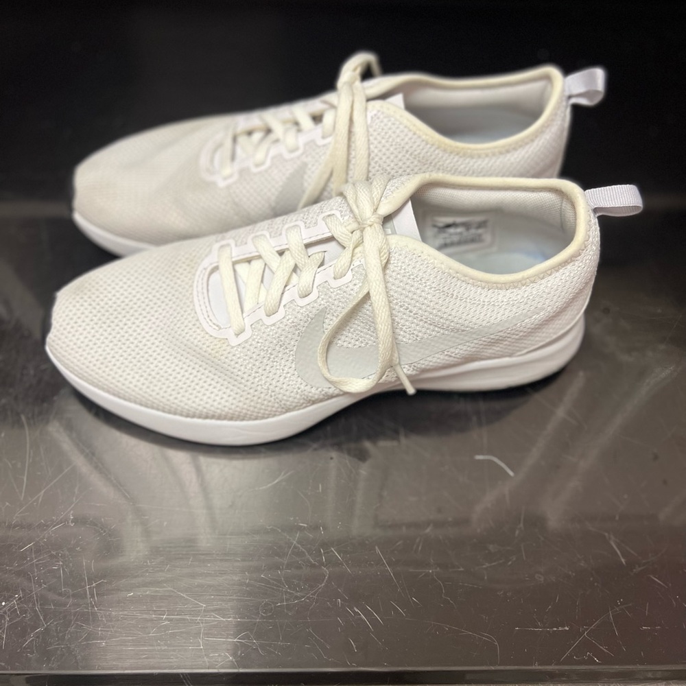 Nike DualTone Racer
